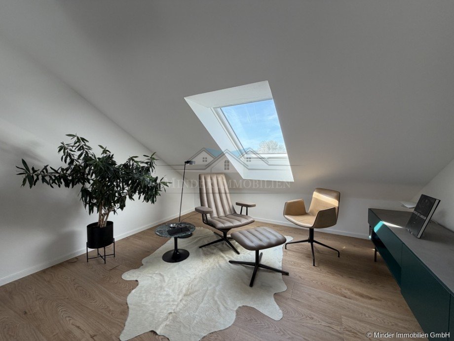 Zimmer Doppelhaush�lfte W�llstadt