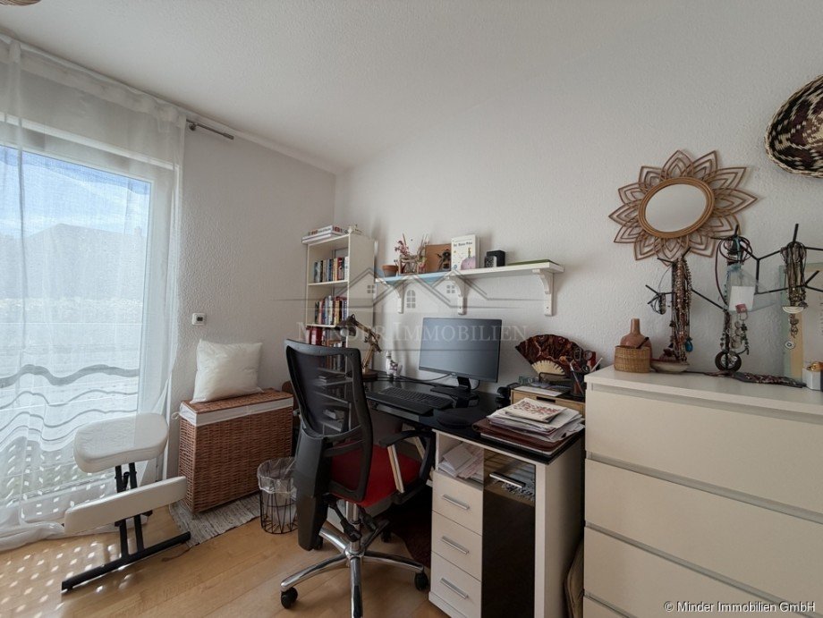 Zimmer Erdgeschosswohnung Langg�ns