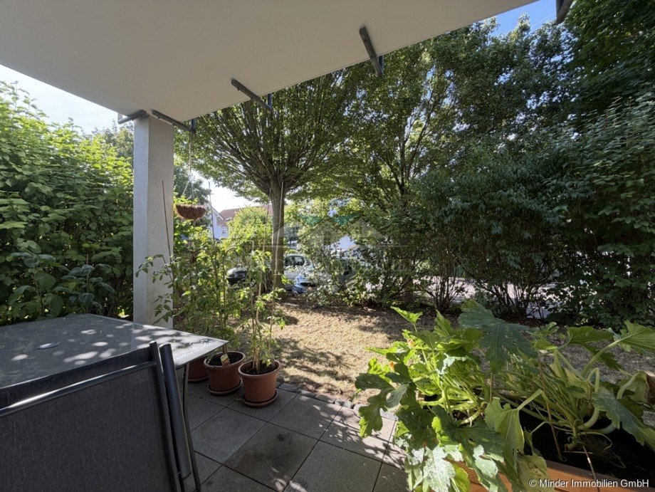 Terrasse Erdgeschosswohnung Langg�ns