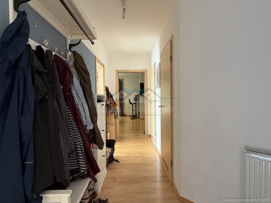 Flur Erdgeschosswohnung Langg�ns