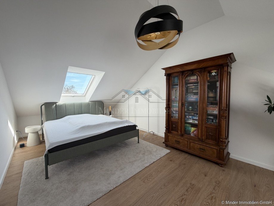 Zimmer Doppelhaush�lfte W�llstadt