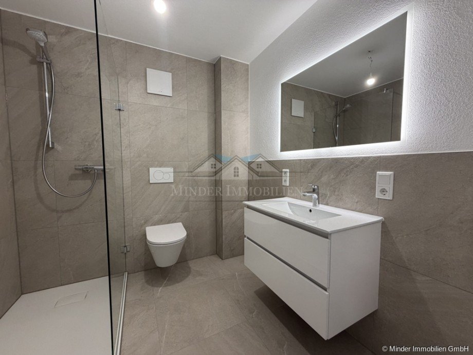 Bad Erdgeschosswohnung Ober-M�rlen