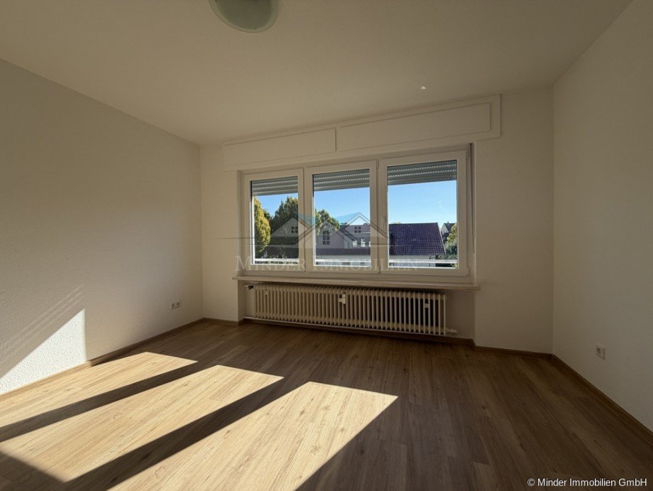 Wohn- und Schlafbereich Etagenwohnung Butzbach
