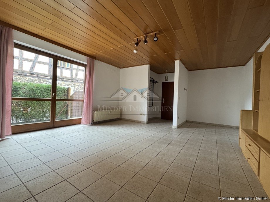 Wohn-und Schlafbereich Etagenwohnung Butzbach / Griedel