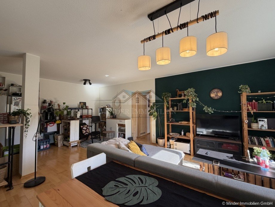 Wohn- und Essbereich Erdgeschosswohnung Langg�ns