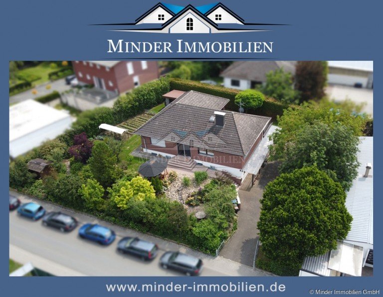 Expose Titelbild Rockenberg Zweifamilienhaus Rockenberg | Zweifamilienhaus mit Garten & ca. 163 m� Wohnfl�che | Gewerbeeinheit mit ca. 121 m�