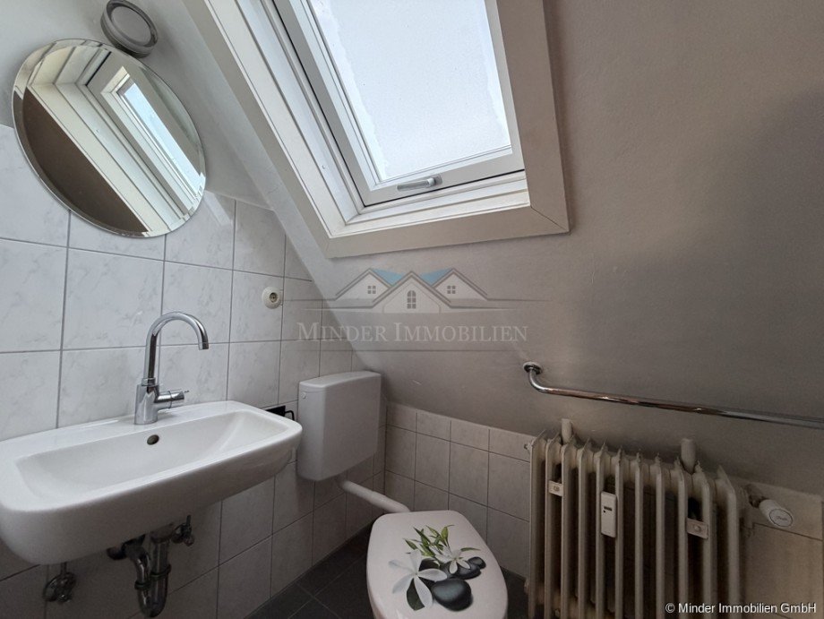Bad Dachgeschosswohnung Butzbach