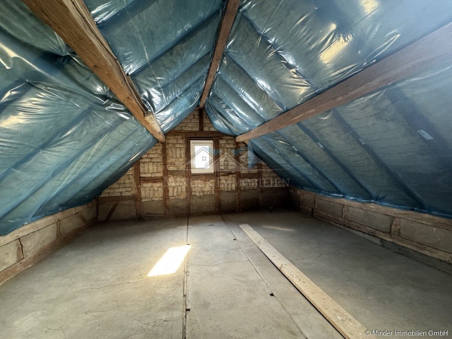 Zimmer - DG Einfamilienhaus Butzbach / Fauerbach vor der H�he