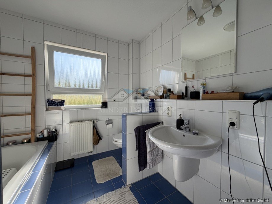 Bad Erdgeschosswohnung Langg�ns